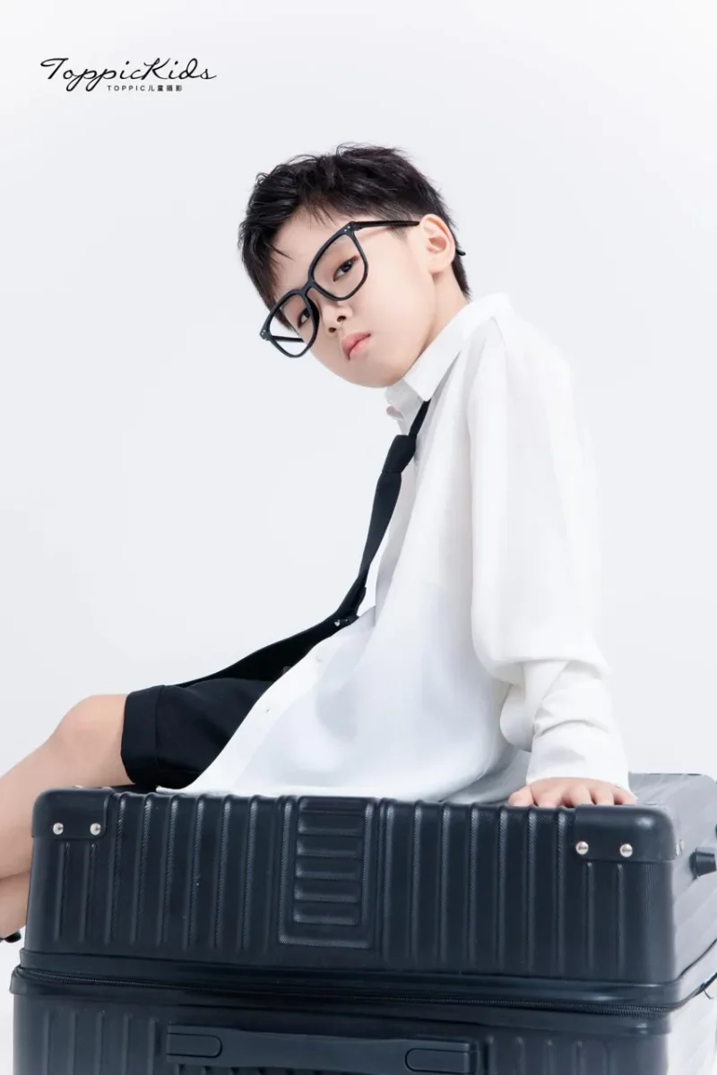 Boy Photography KIDB1010 - Image 3